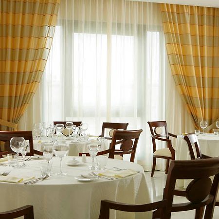 Tiberio Palace Hotel Napels Restaurant foto